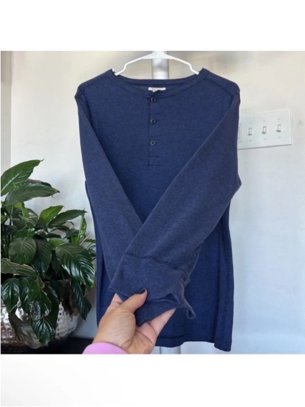 J. Crew Men’s Cotton Henley Shirt/Top Sz M Long Sleeves Soft Crew